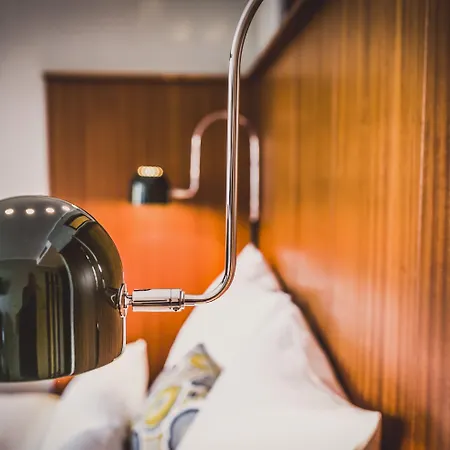 Henri Downtown Hotel 4*