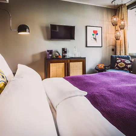 Henri Downtown Hotel 4*