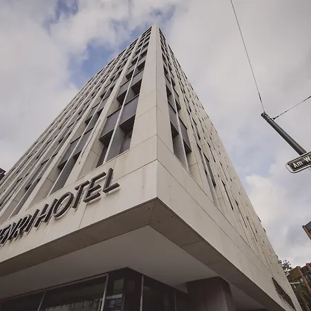 Hotel Henri Downtown