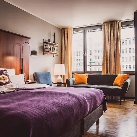 Henri Downtown 4*