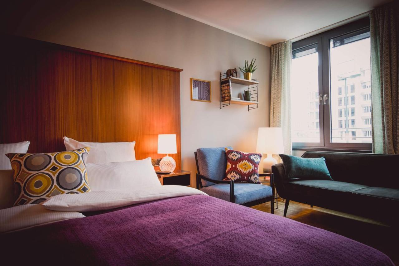 Henri Downtown Hotel 4*